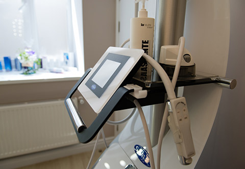 Медицинское оборудование производителя BIO THERAPEUTIC COMPUTERS
